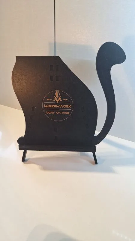 Pied support bois chat mandala modèle 2 — socle décoration artisanale en bois