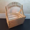 Panier de Pâques en bois personnalisé avec gravure "Joyeuses Pâques" et prénom. Idéal pour une première chasse aux œufs ou comme décoration.
