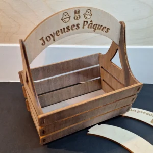 panier-de-paques-petit-2 Panier de Pâques en bois personnalisé avec gravure "Joyeuses Pâques" et prénom. Idéal pour une première chasse aux œufs ou comme décoration.