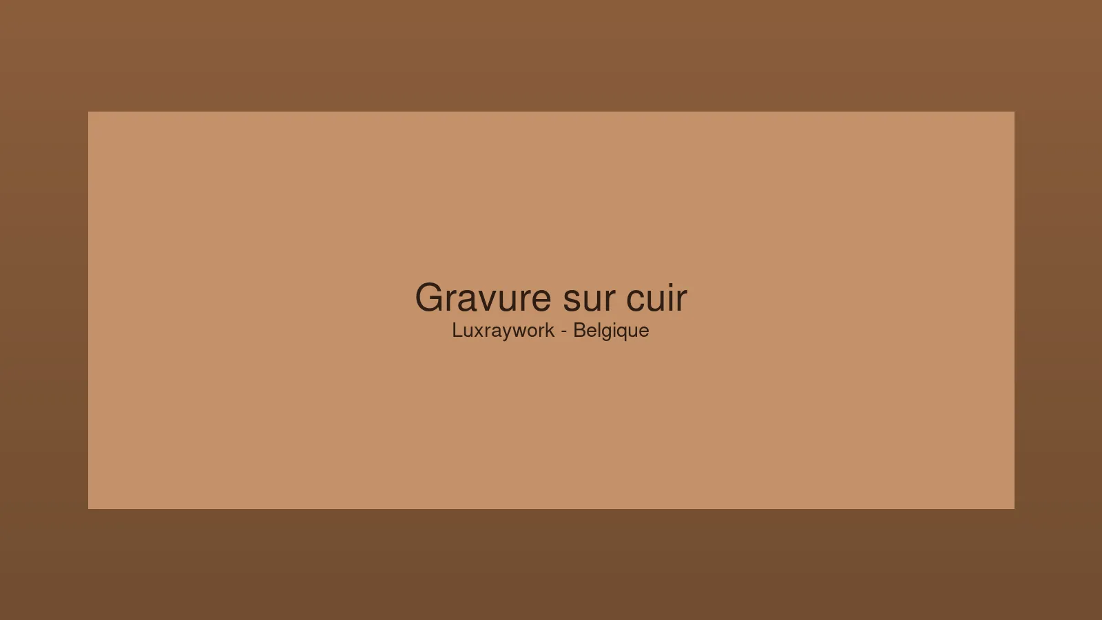 Gravure laser sur cuir en Belgique – atelier Luxraywork Jodoigne